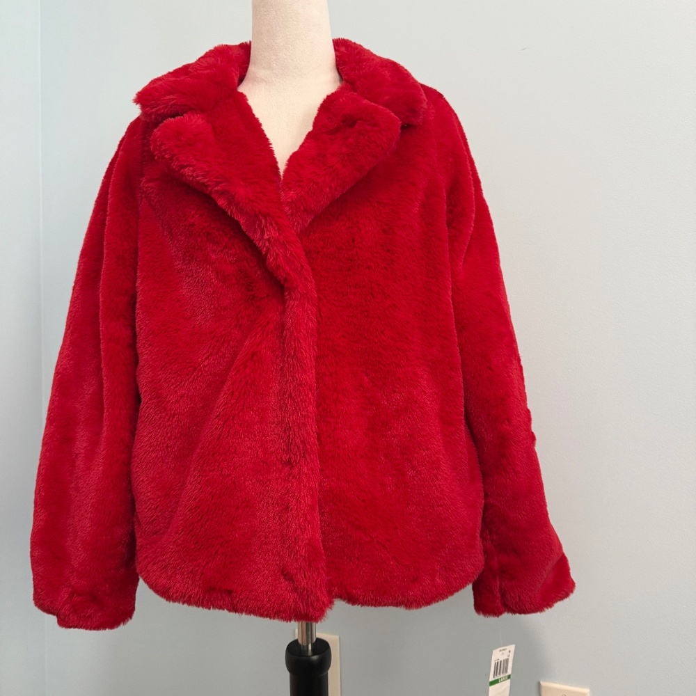 JOU JOU JUNIOR’S‎ NOTCH-COLLAR FAUX FUR RED COAT SIZE LARGE